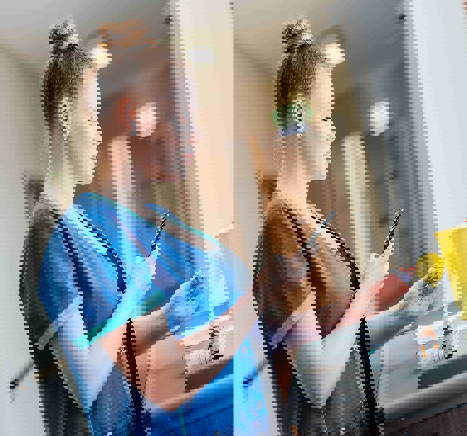 Zorgprofessional mobiel .jpg