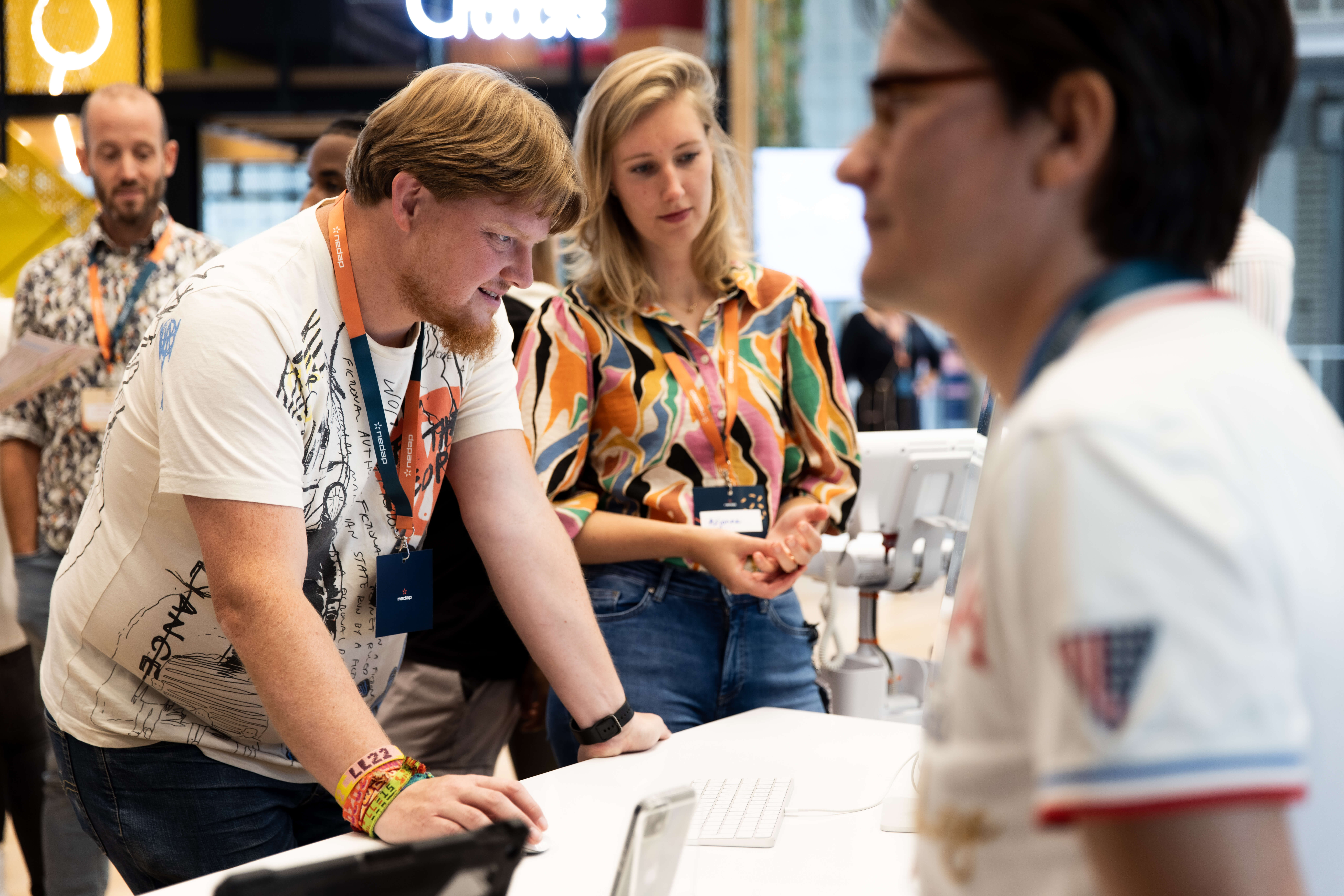 OnderOns-71___72_RGB 12896.jpg